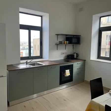 Sunshine Apartment With A Private Roof Terrace * Tal-Hriereb