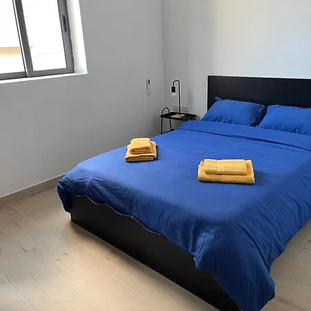Apartment Sunshine Apartment With A Private Roof Terrace *