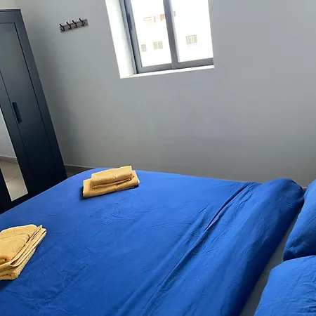 Apartman Sunshine With A Private Roof Terrace